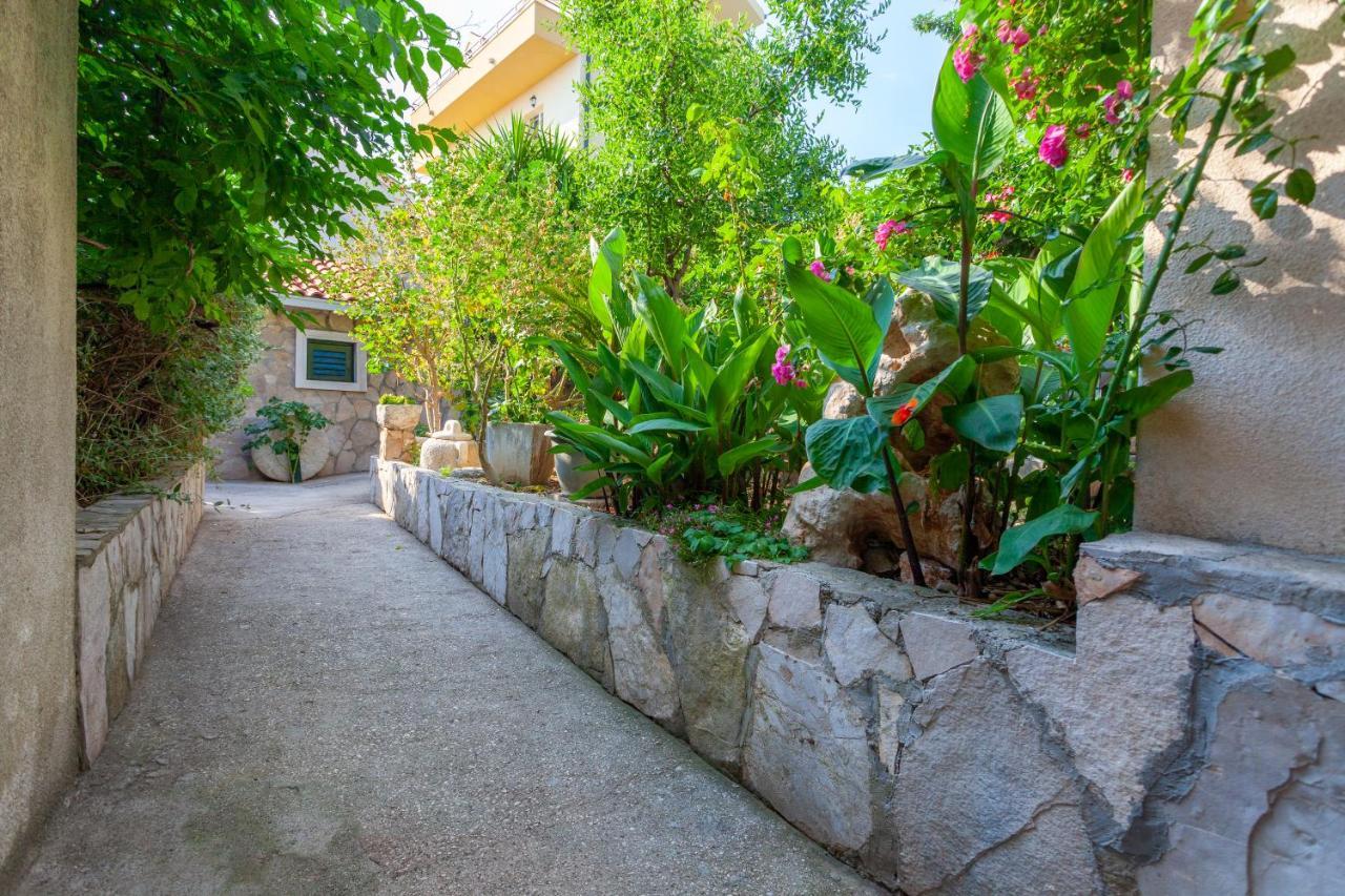 Sea And Lemon Tree Apartment Drasnice Exterior foto